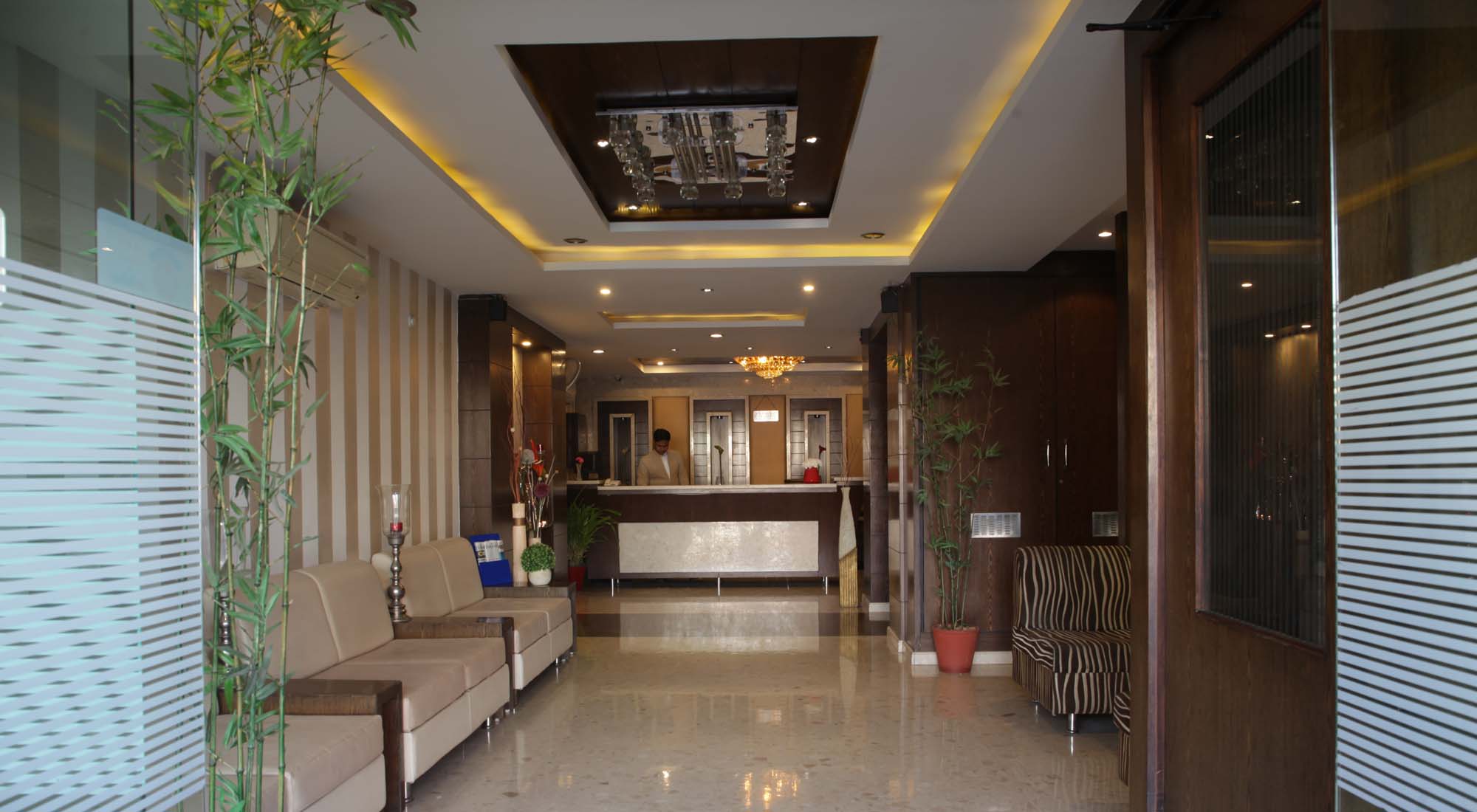 Surya Hotel Premier room kota