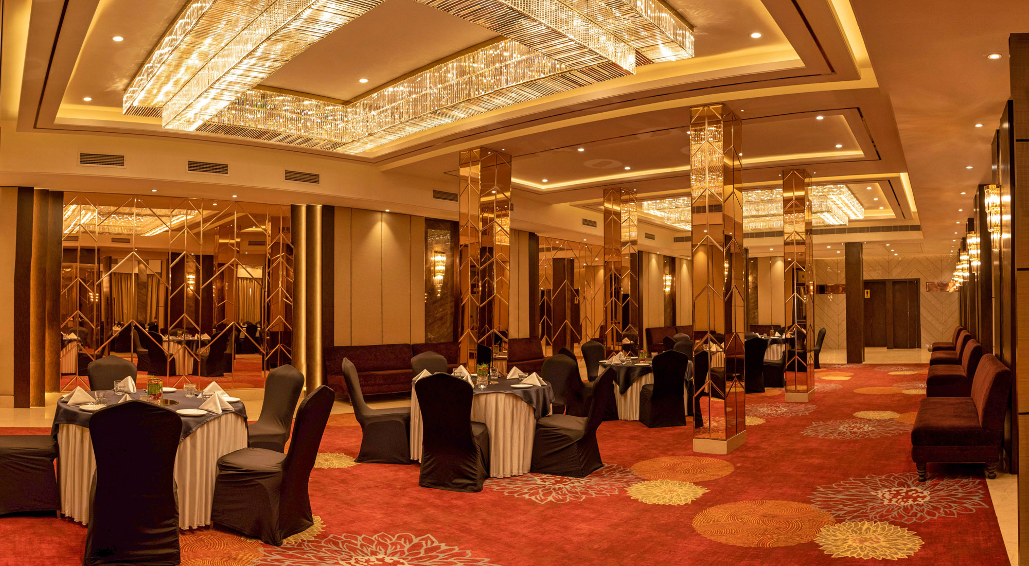 ideal venue for functions, get-togethers and exhibitions meetings