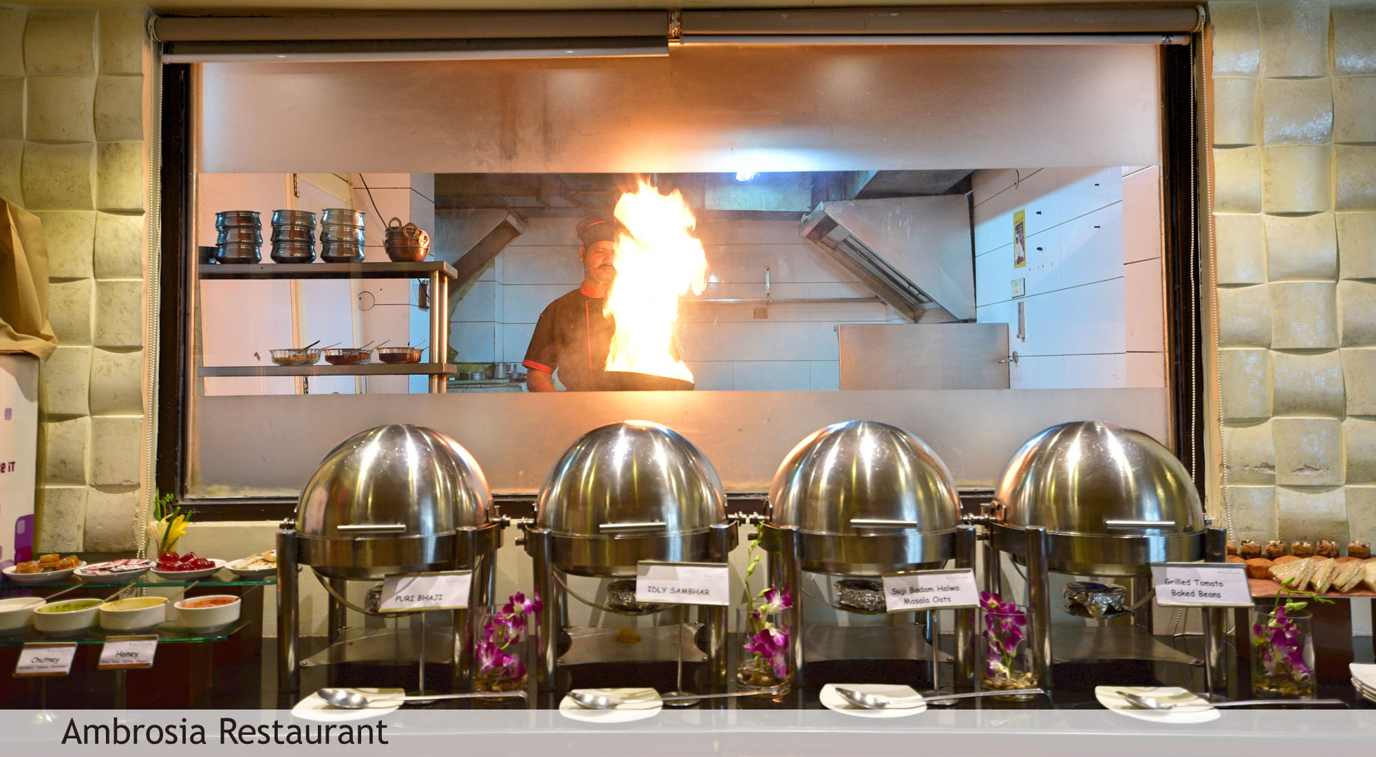 dining hotel surya plaza